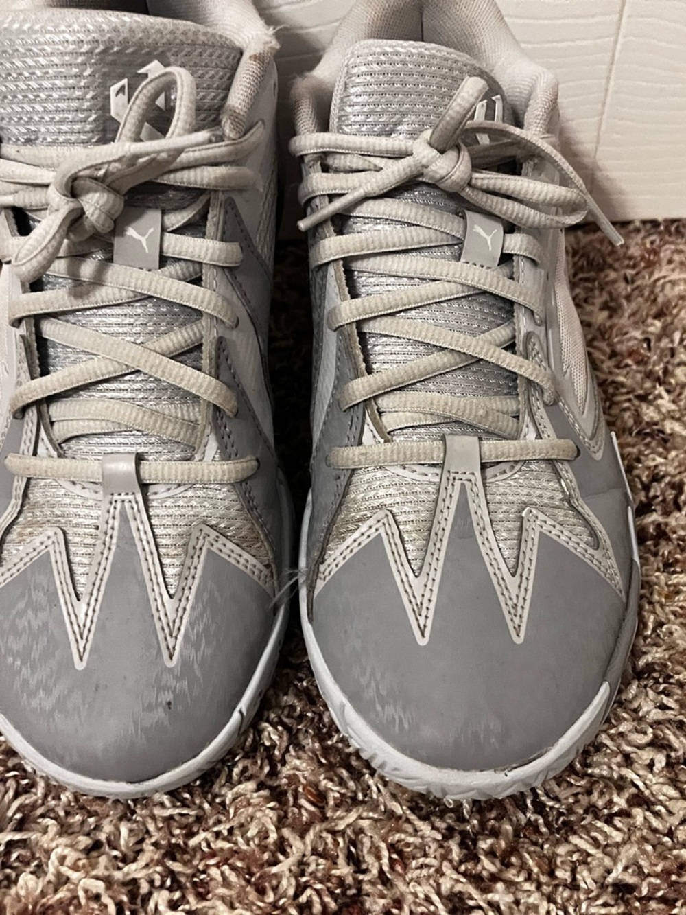 Puma Light Gray Low-Top Athletic Sneakers